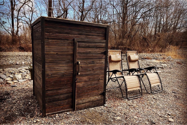 MOUNT BOOK SAUNA